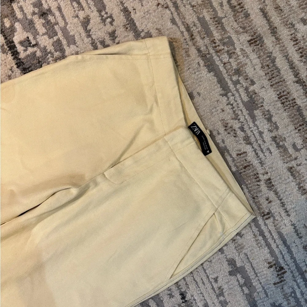 Zara Highrise Wide Leg Cuffed Light Butter Yellow Jeans Size Extra Small Cotton - Picture 11 of 12